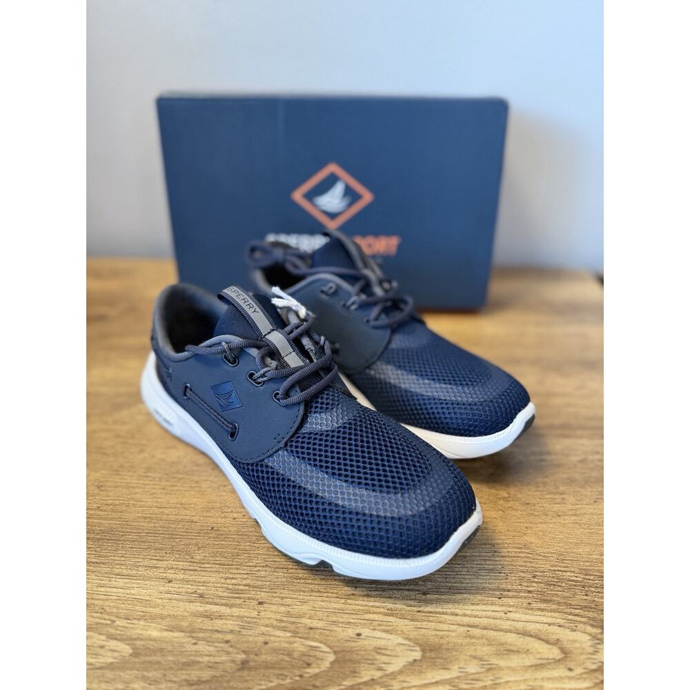 New - Sperry Womens 7 Seas 3-Eye Boat Shoe, Navy Size 7